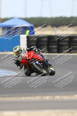media/Jul-19-2025-TrackDaz (Sat) [[ff1509a44a]]/A Group/12pm (Turn 1)/